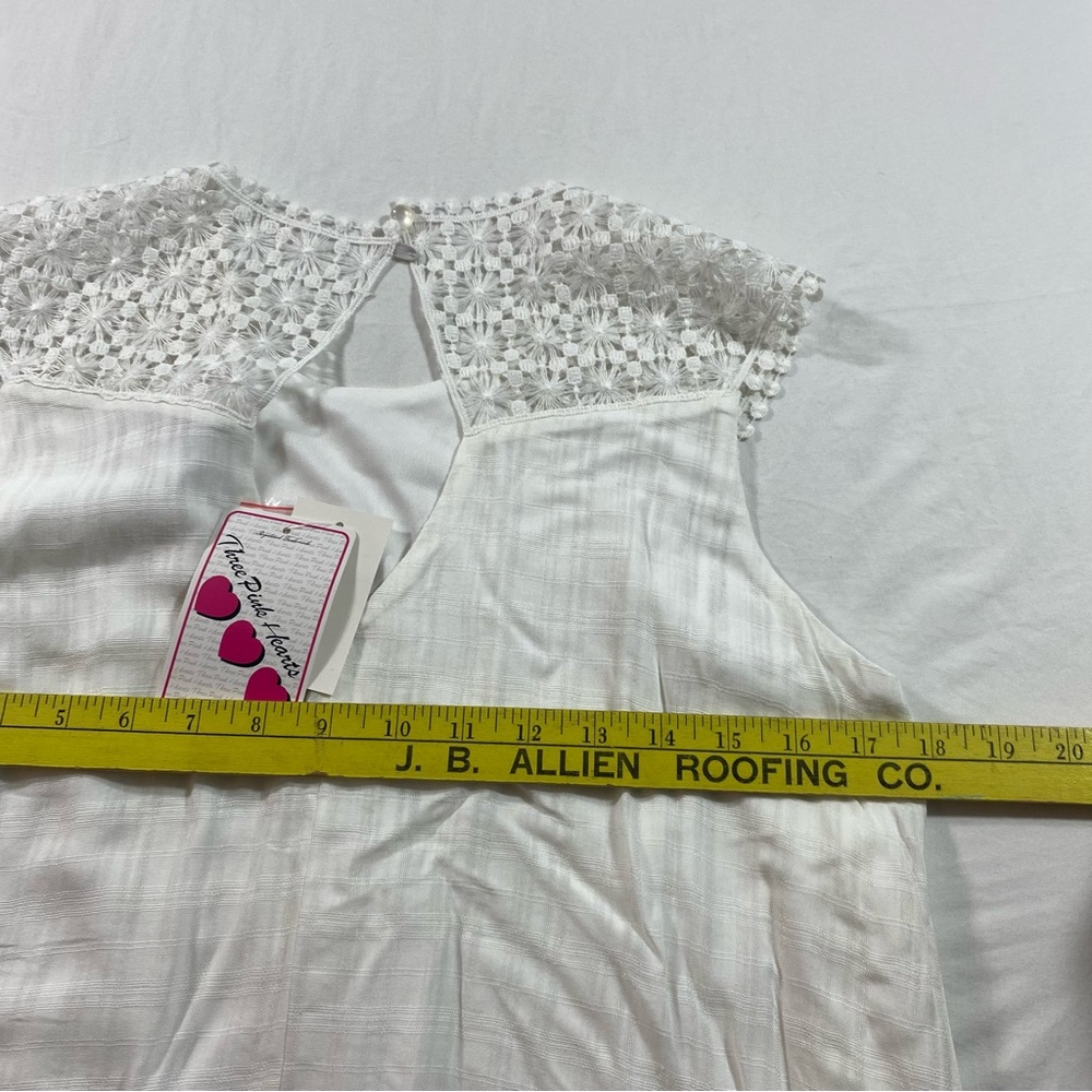 Three Pink Hearts Blouse Chic White Floral Lace Blouse NWT Cap Sleeves Crochet - Picture 4 of 8
